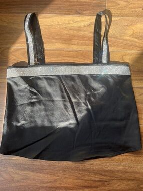 Black Tank Top with Silver Trim Sleeveless Small Summer Casual